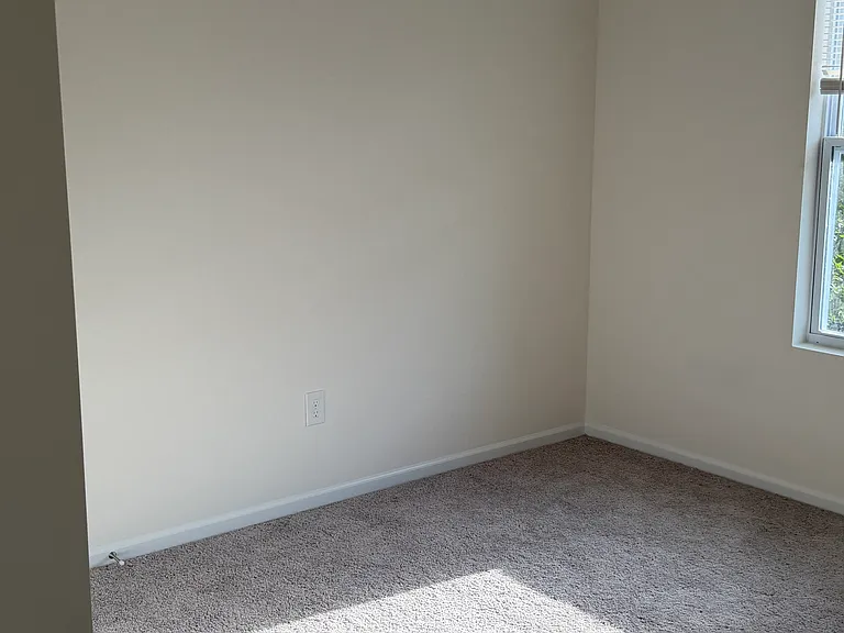 4045 Flora Ave — Photo 11