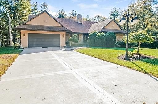 3rd image of 50 Dana Dr