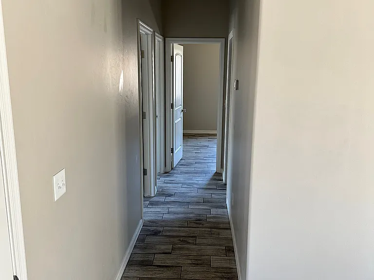 2619 Harrod Ave — Photo 9