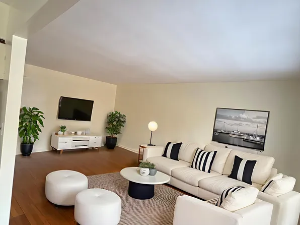 34-35 24th Street image 1 of 4