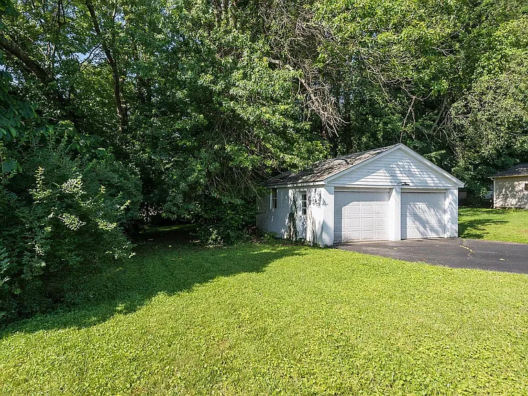 204 Zandale Dr — Photo 21