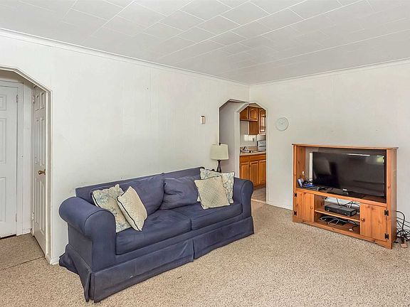 2nd image of 187 Owl Pl