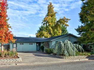 350 Mary Neal Ln, Creswell, OR 97426