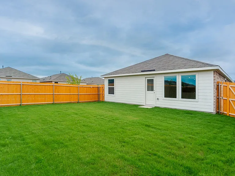 1419 Merlin Bluff St — Photo 24