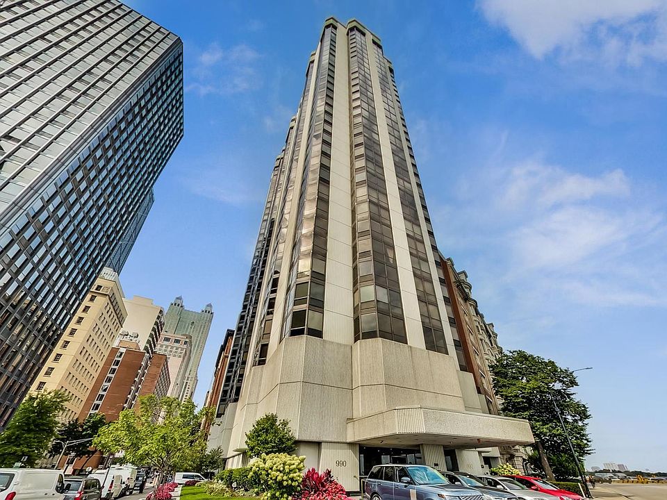 1st image of 990 N Lake Shore Dr APT 6D
