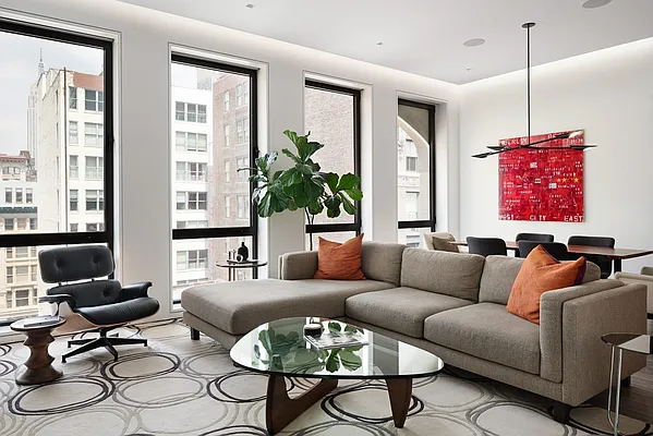 Sold by Compass | media 1