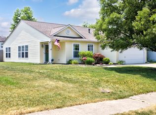 6823 W Dover Pl, McCordsville, IN 46055