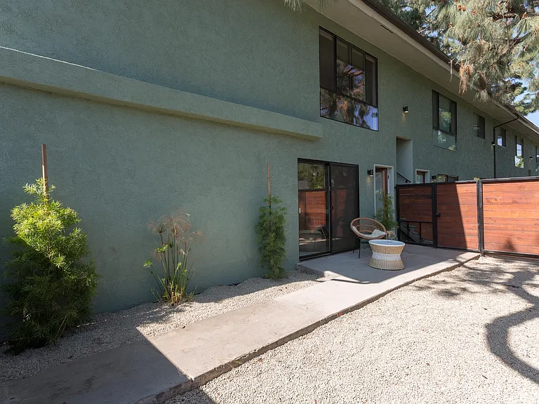 5525 Media Dr #1 — Photo 21