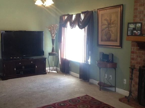 5th image of 1389 Leo Way