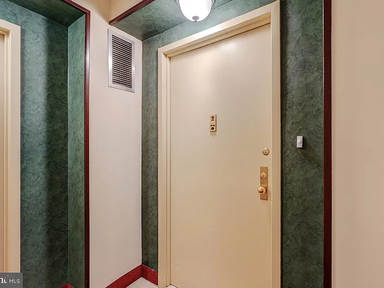 3713 George Mason Dr #414W — Photo 6