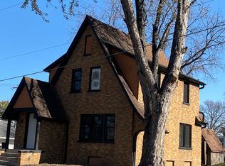 323 Jefferson St, Hudson, IA 50643