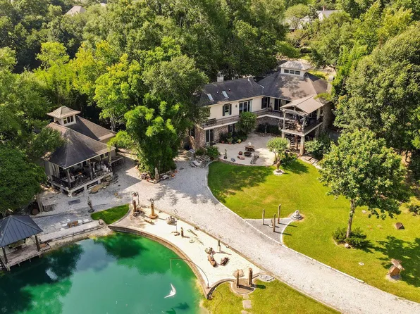 16056 Highland Bluff Ct, Baton Rouge, LA 70810