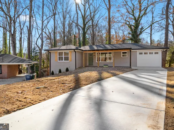 2756 Lincoln Ct NW, Atlanta, GA 30318