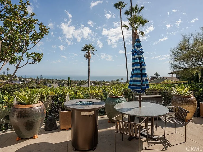 920 Skyline Dr — Photo 28