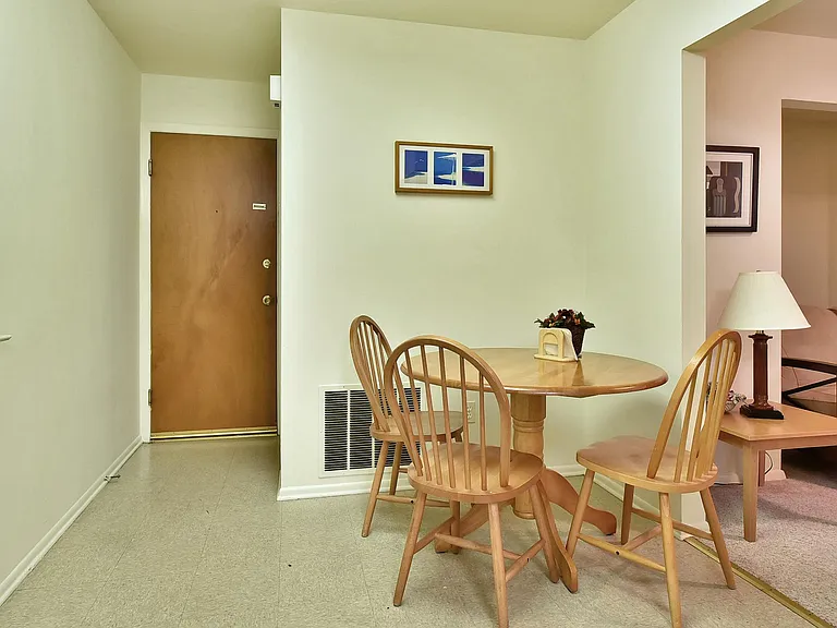 712 Bergen St #1B — Photo 4