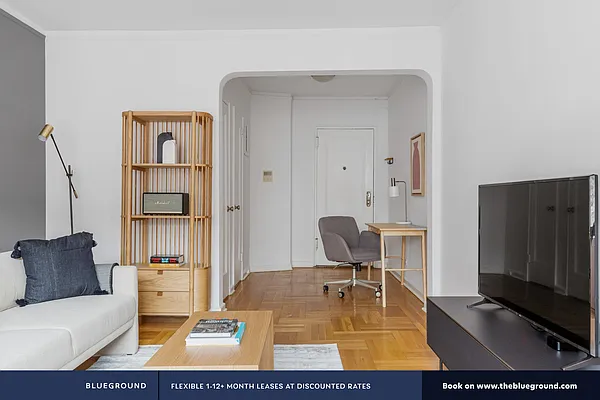 Rented by The Blueground | media 27