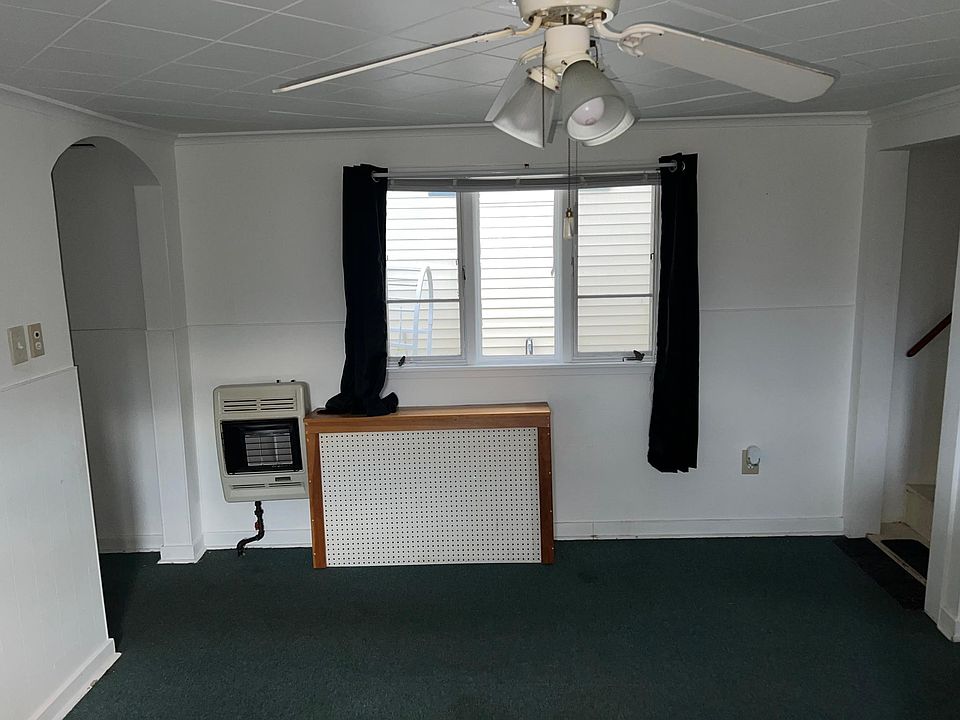 2nd image of 530 Cherry St