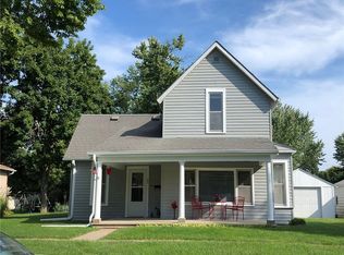 601 E Green St, Winterset, IA 50273
