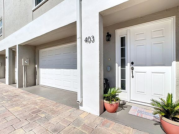 5th image of 1117 Pinellas Bayway S APT 403