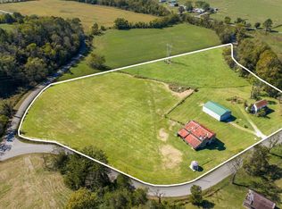 3523 Water Valley Rd, Williamsport, TN 38487