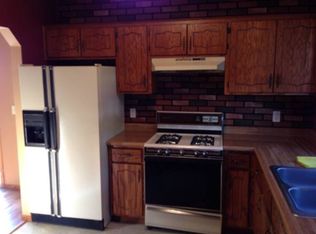 9706 Heath Ave S, Cottage Grove, MN 55016