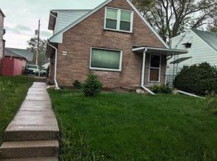 4033A S 2nd St, Milwaukee, WI 53207