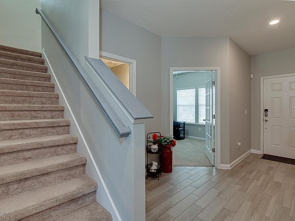 4th image of 9833 Melrose Creek Dr