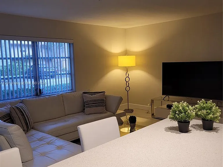 8101 SW 24th Ct #108 — Photo 6