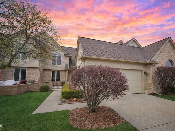 16890 Sandstone Cir, Macomb, MI 48042