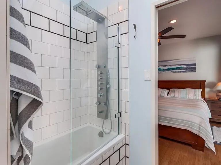 984 Catalina Blvd — Photo 12