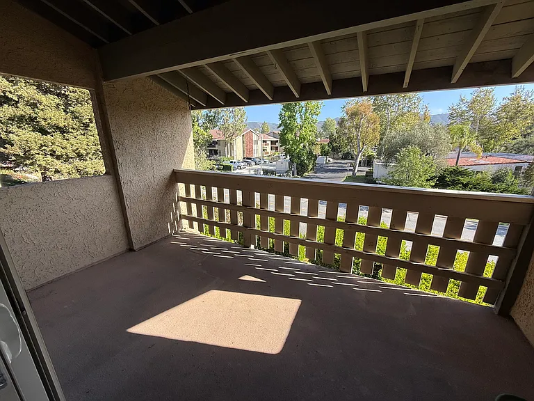 460 Arbor Lane Ct #203 — Photo 14