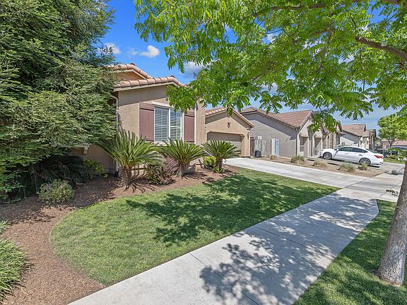 3rd image of 2538 W Connelly Avenue