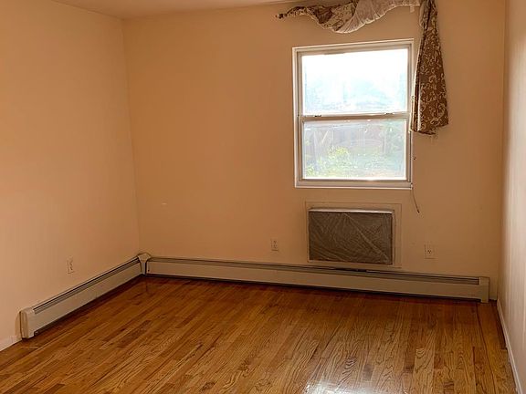 4th image of 8406 150th St