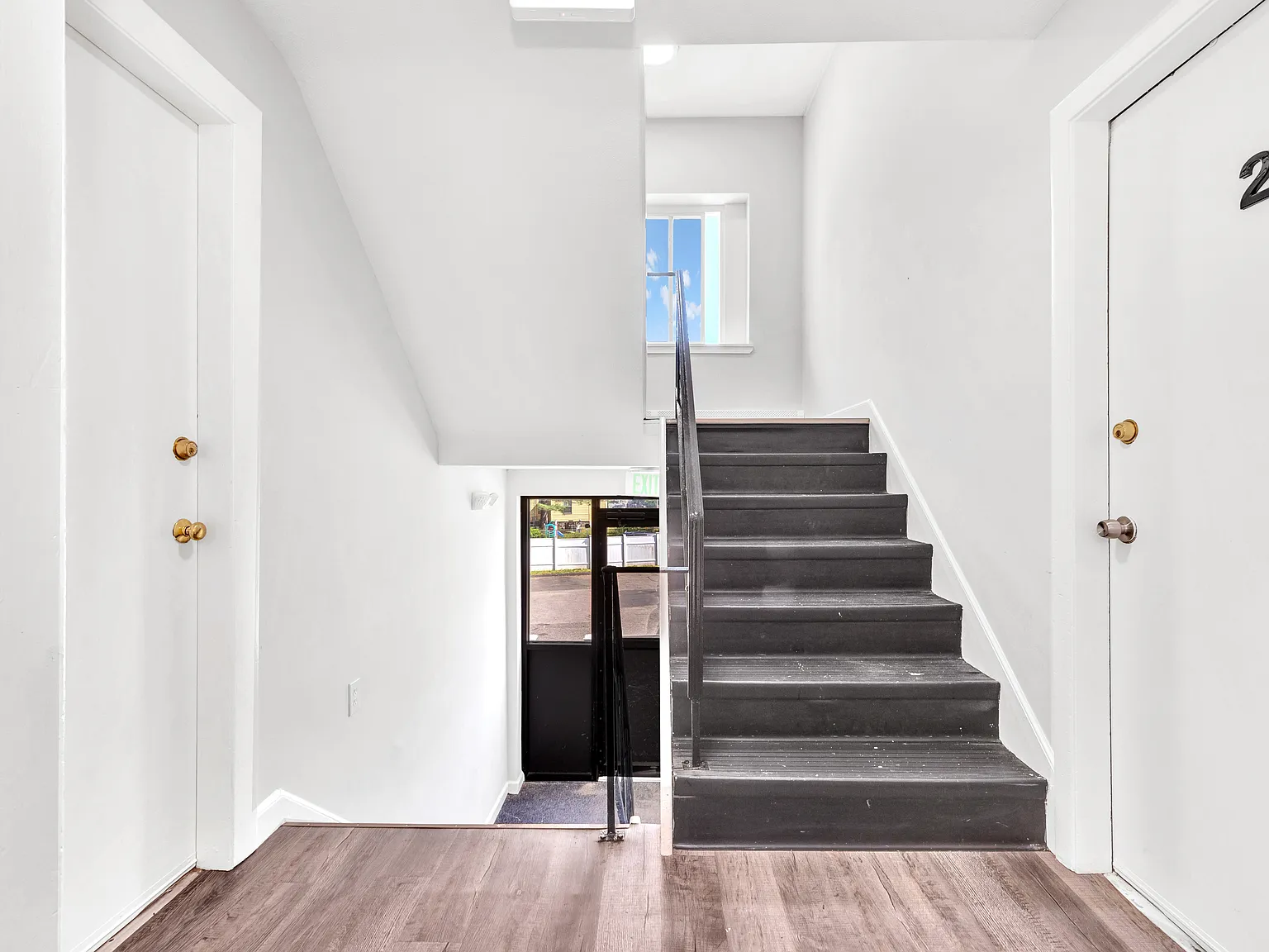 720 River Street — Photo 2