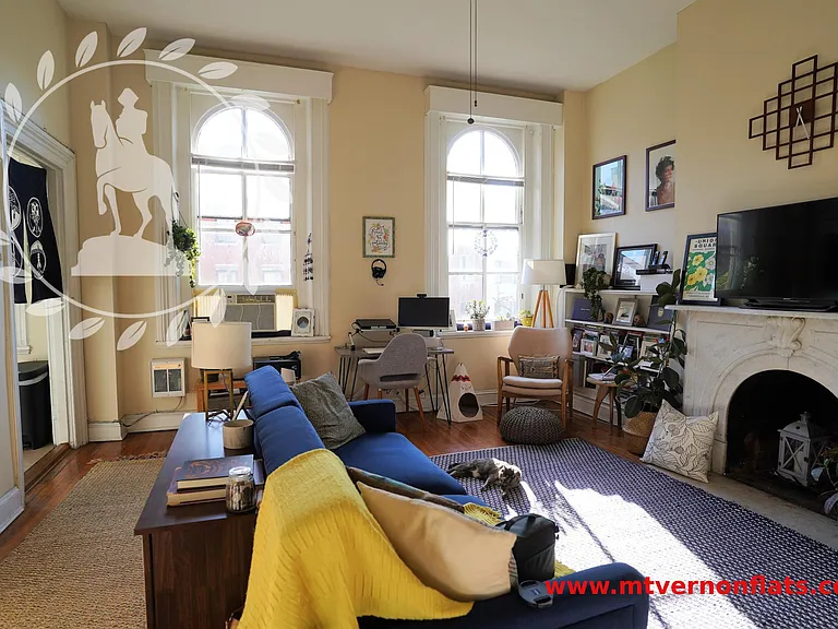 715 Park Ave #D — Photo 2