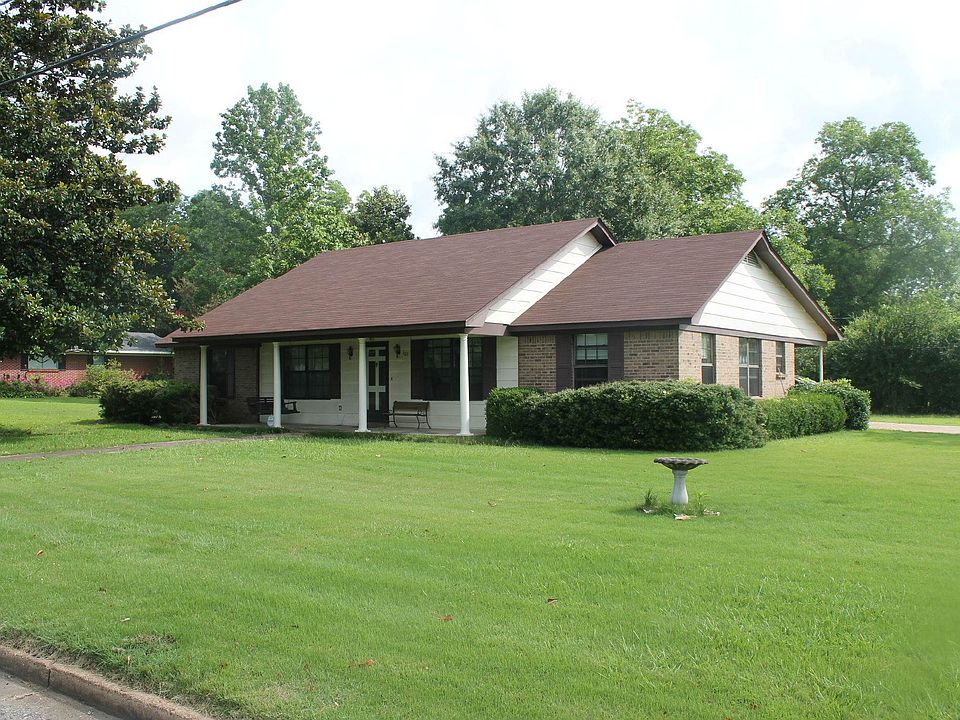 105 Oak Street