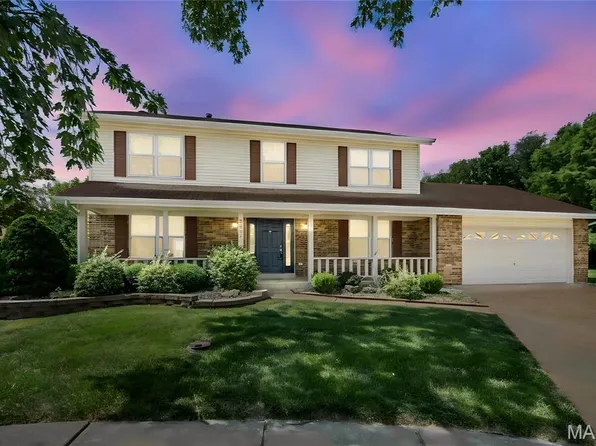 3052 Wood Poppy Dr, Florissant, MO 63031