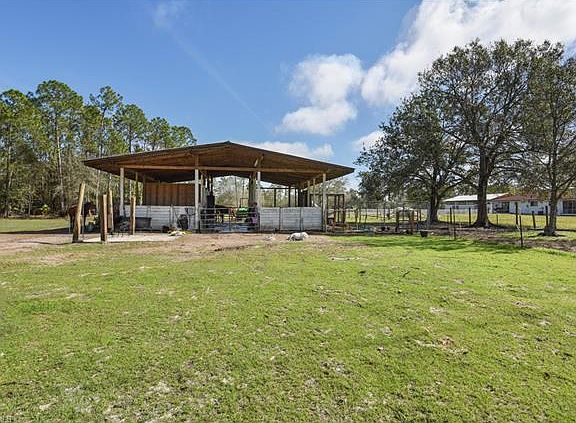 4th image of 20200 Lani Ln