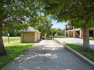 150 Magnolia St, Mandeville, LA 70448