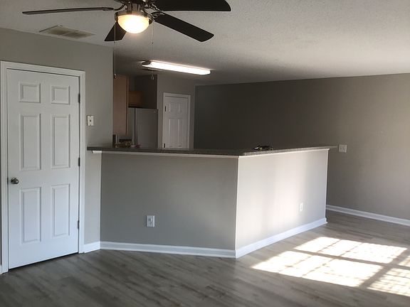 4th image of 1262 Brookstone Rd
