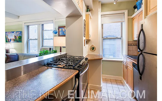 Sold by Douglas Elliman | media 19