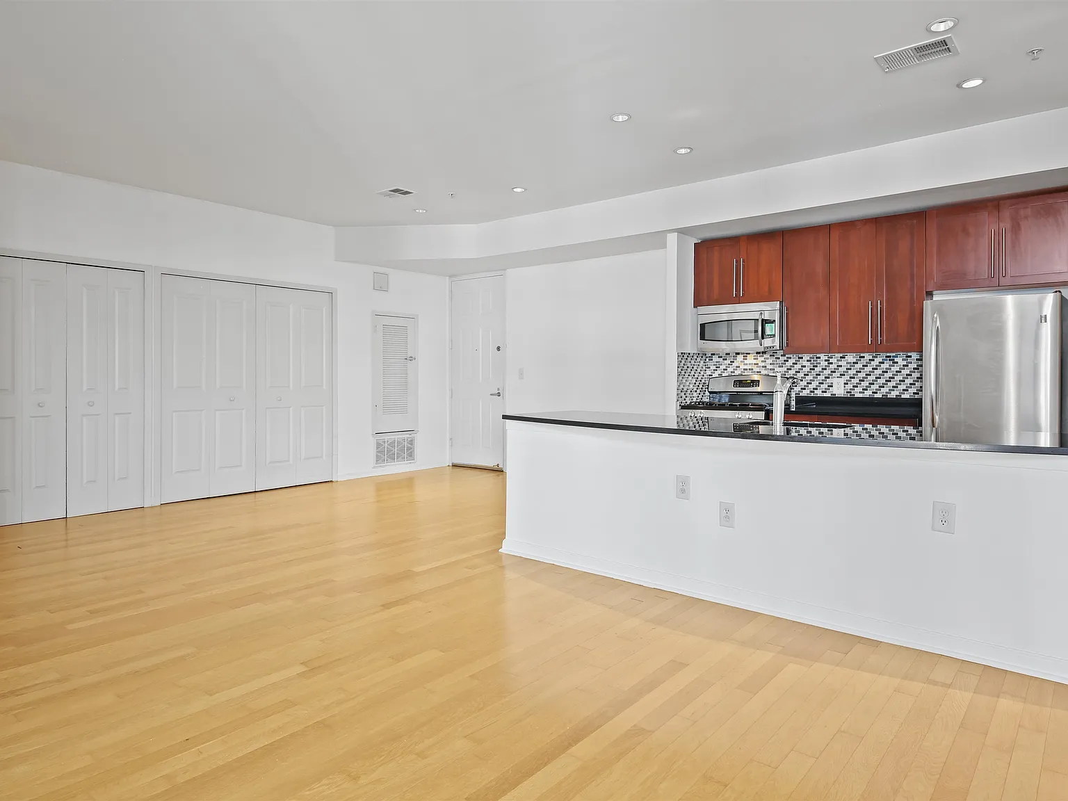 Upper Grand — Photo 1