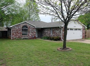 2185 N Alpine Ave, Fayetteville, AR 72704