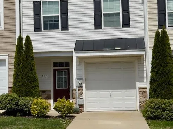 127 Oflannery Ct, Martinsburg, WV 25403