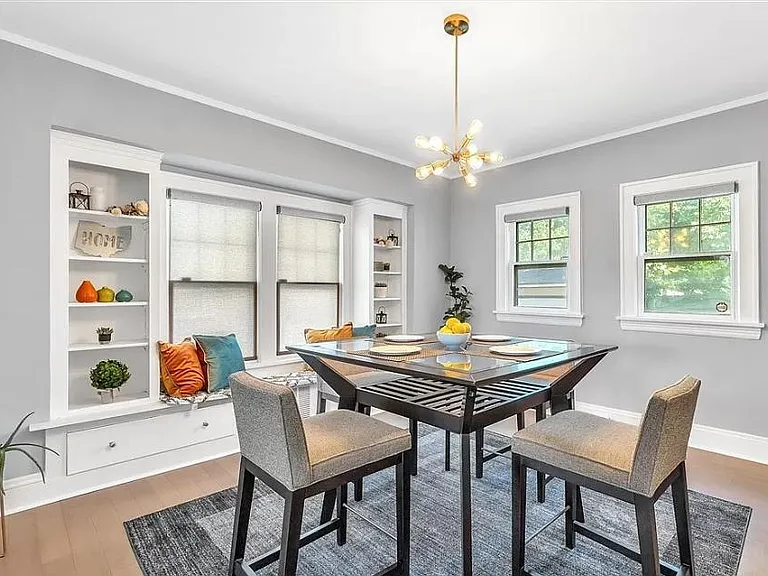 1647 Bunts Rd — Photo 8