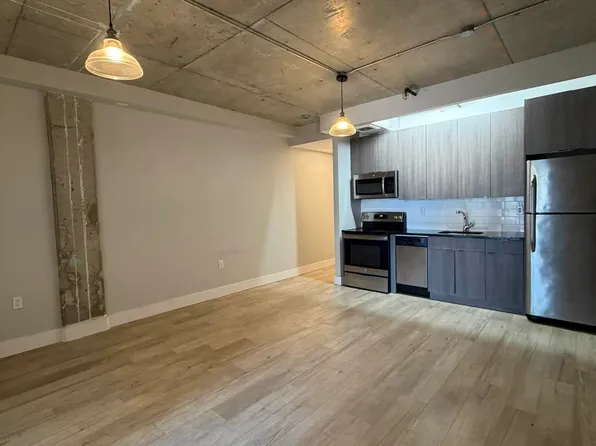 1930 Bedford Avenue image 1 of 10