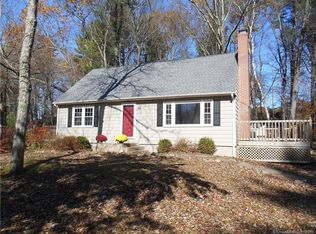 46 Ichabod Rd, Simsbury, CT 06070