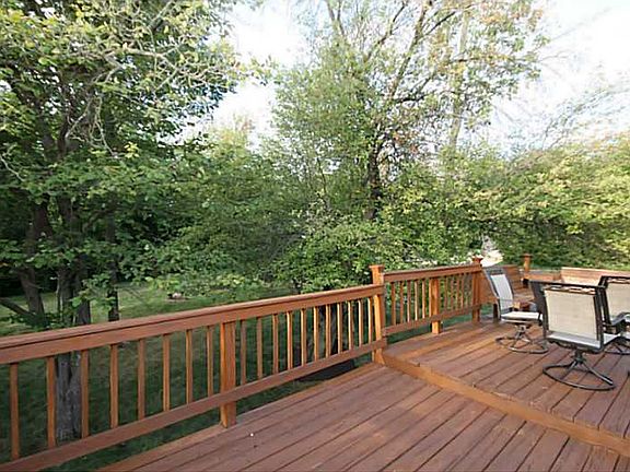 4th image of 12142 Pepperwood Dr