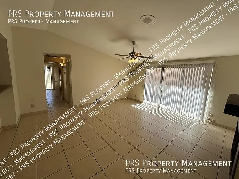 1762 W Colt Rd — Photo 6