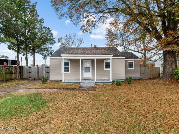 1305 Hazel Avenue, New Bern, NC 28560